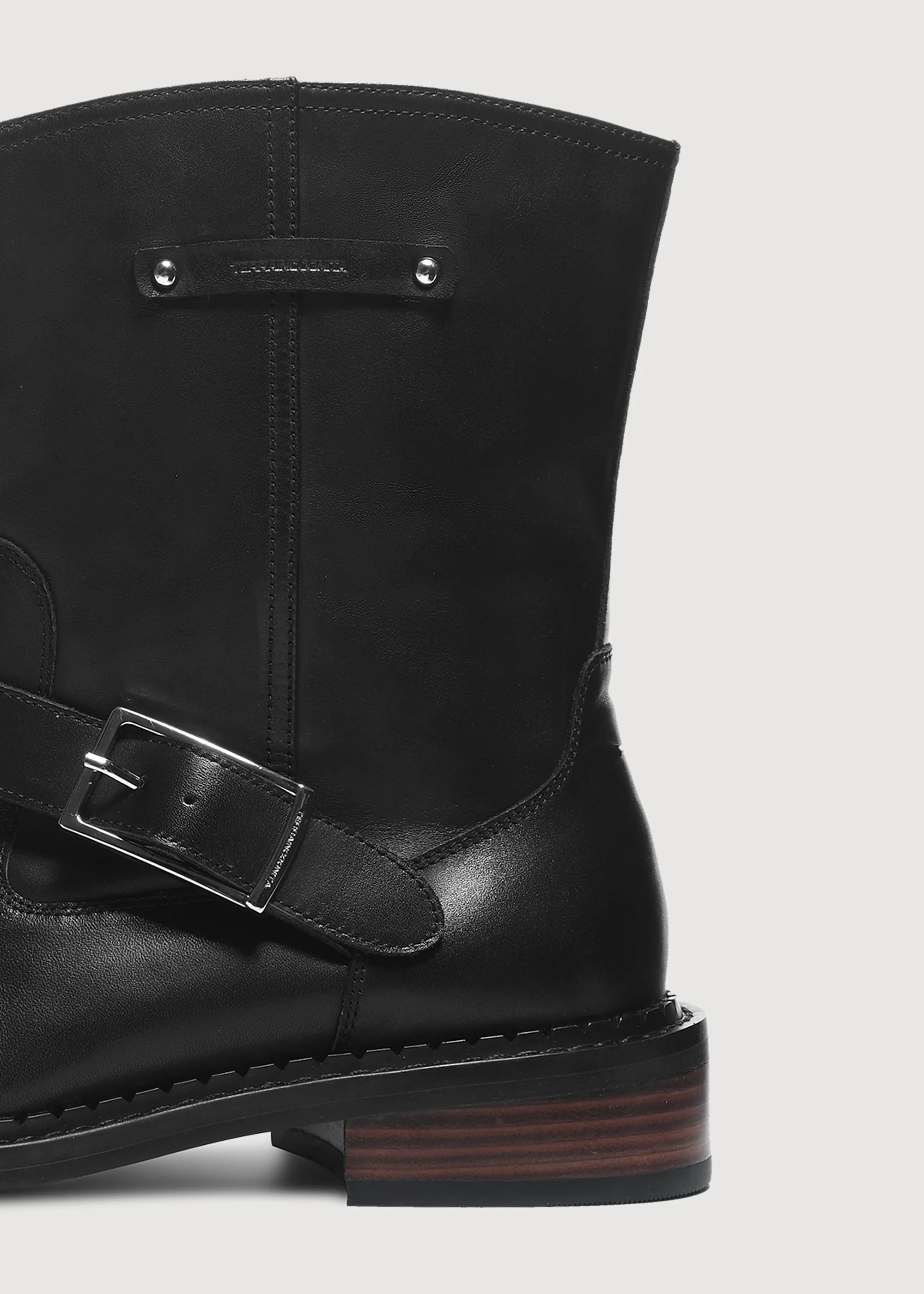 Ankle boots Wood-grain heel Black - Image 10
