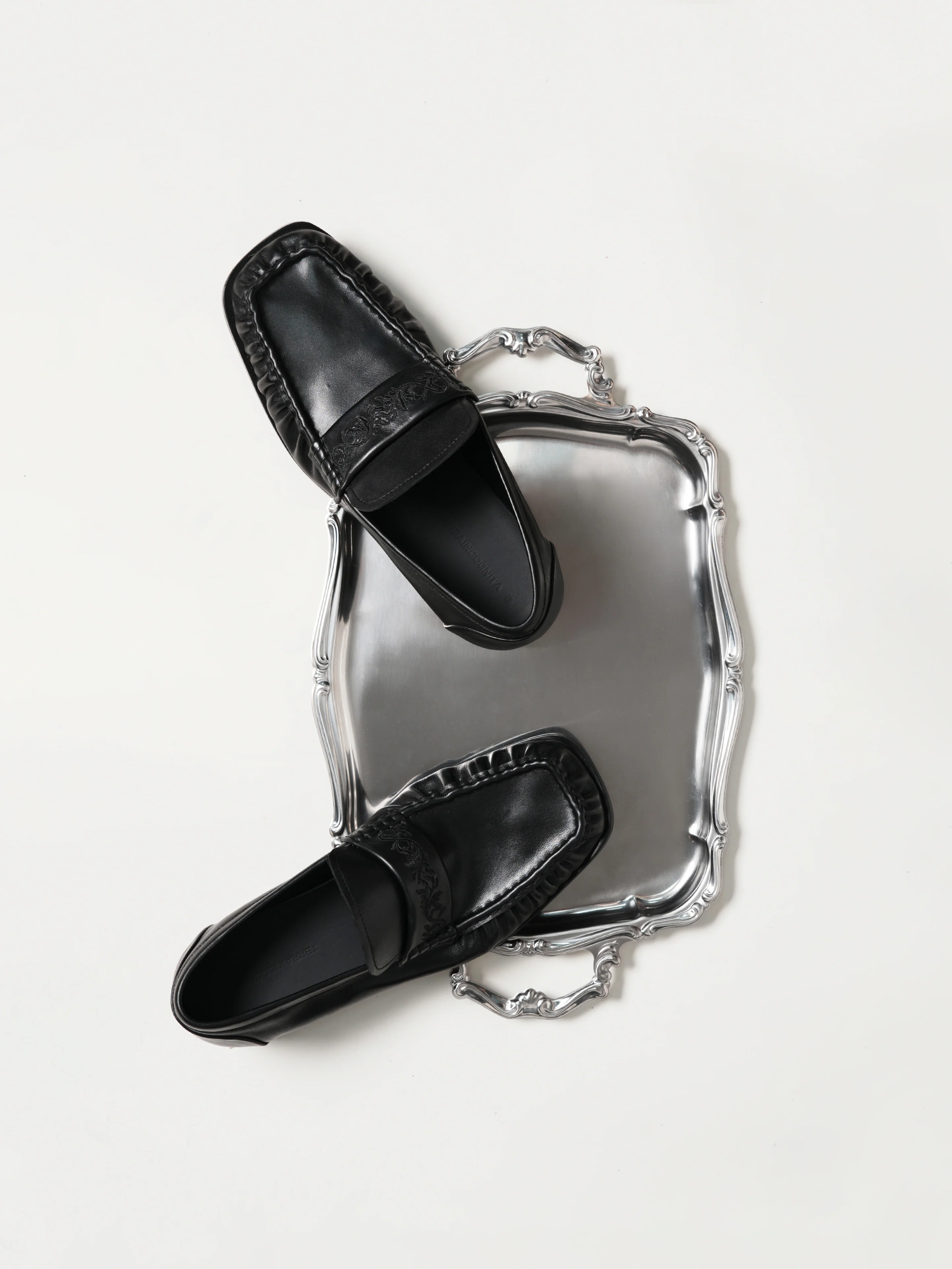 Loafers Square-toe Vine-engraved Elegant black - Image 8