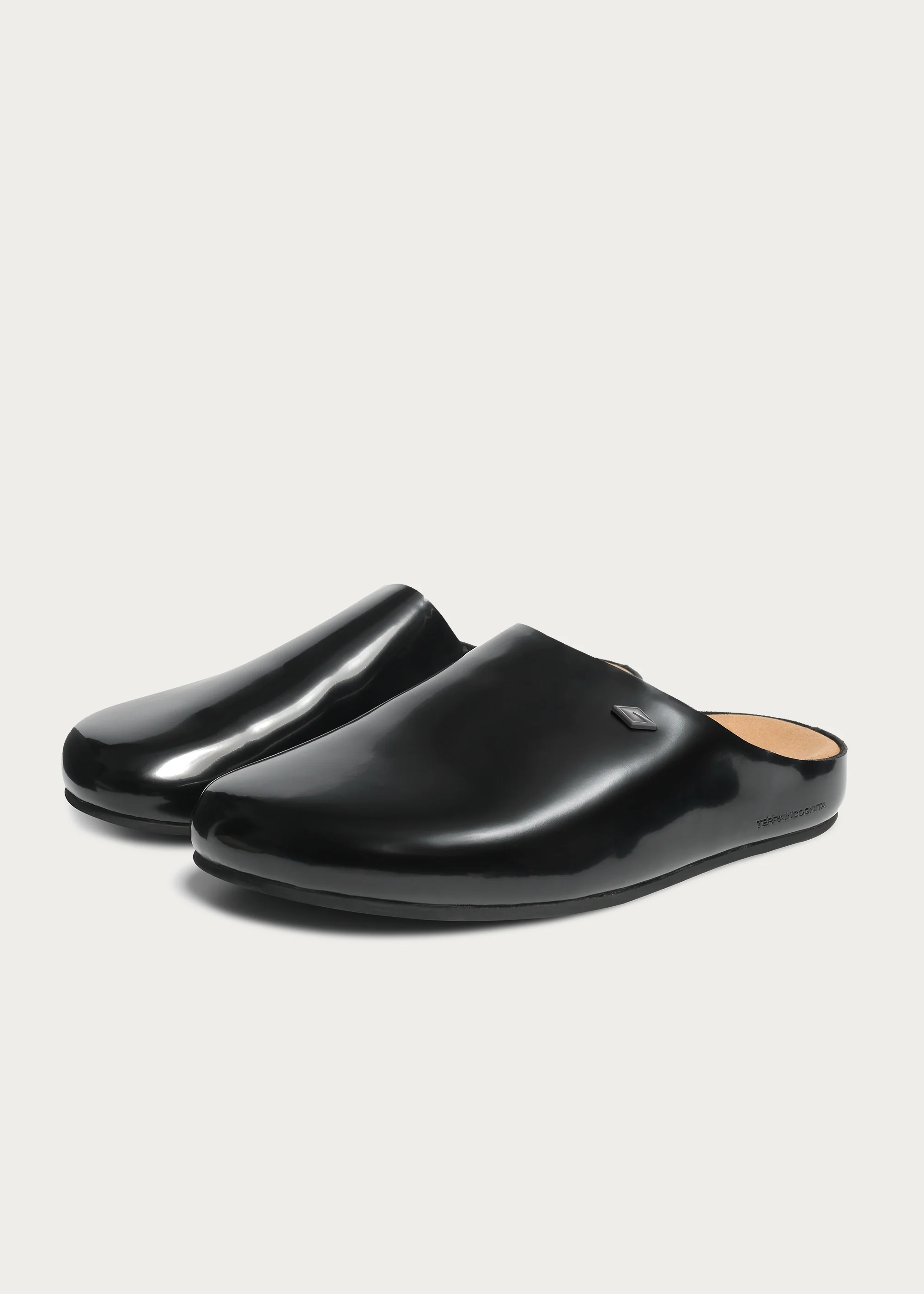Clogs"Star emblem3.0"Glossy-black - Image 7